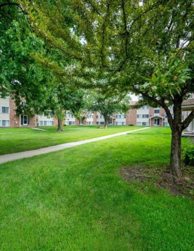 The Cove on Ten Apartments best apartments for Rent in Warren Park MI